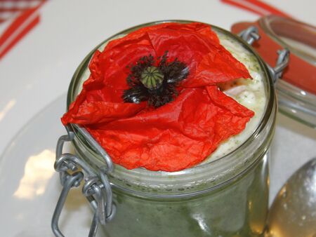 Wild-Kräuter des Ötscher:Reichs als köstliche Suppe