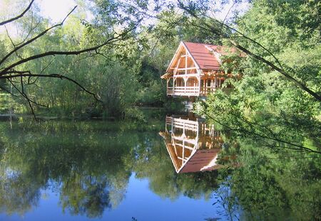 Wassergartenhaus von Südost