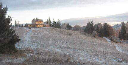 Bild:Eisenstein Blick Hütte 09 12 05.jpg