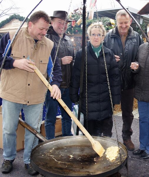 Datei:GrünauerAdvent Eierspeis.jpg