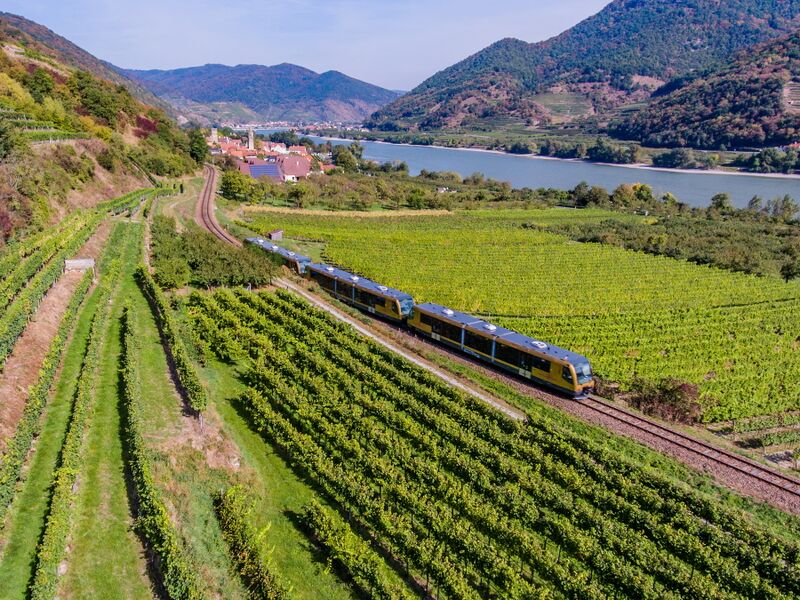 Datei:Wachaubahn Sept c-Kerschbaummayr.jpg