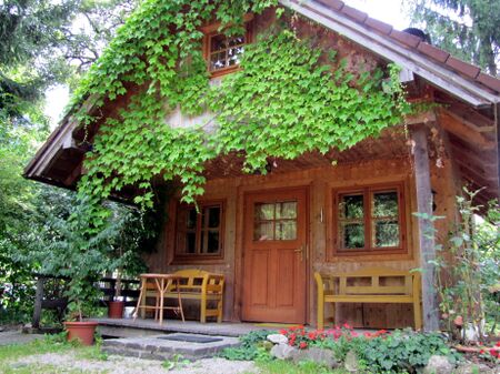 Marinahaus im Garten des Vierkanthofes