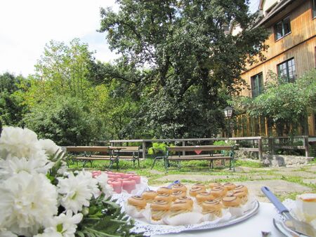 SG Mehlspeisbuffet im Südgarten