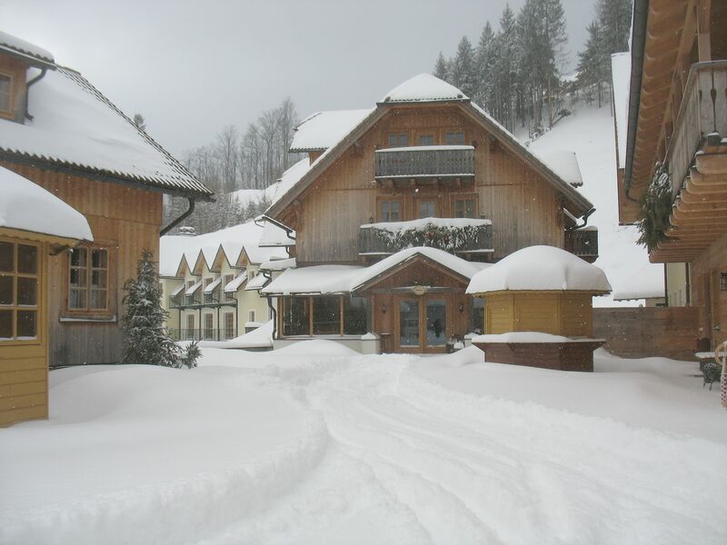 Datei:Schnee am Dorfplatz1.jpg