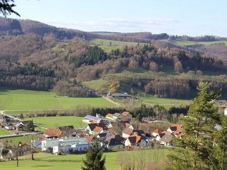 Blick nach Warth - Westseite vom Hofberg
