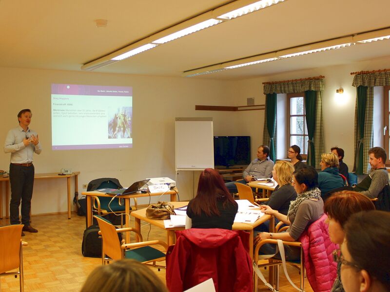 Datei:SH Leader Elmara.jpg